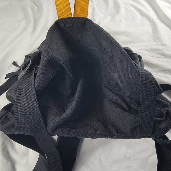 Nike ACG Karst 25 Black Yellow Hiking Mountaineering Backpacks Camping Outdoors - Picture 4 of 9